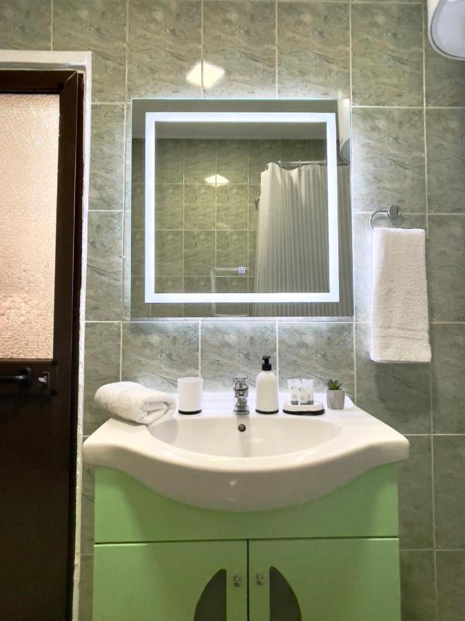 Maris Apartment Tiranë Luaran gambar